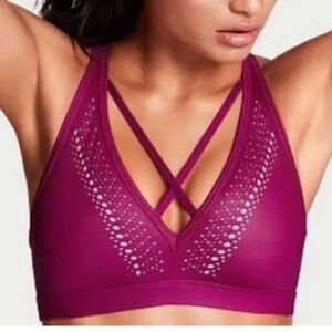 Victoria Sport | Laser Cut Strappy Sports Bra sz small S